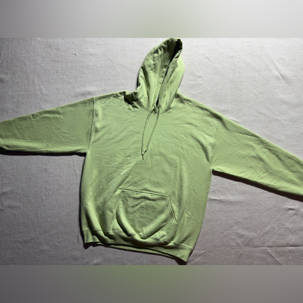 Gildan Light Green Joshua Tree Wolf 🐺 Unisex Hoodie